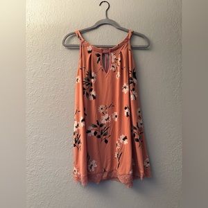 Torrid tank size 3, floral with lace